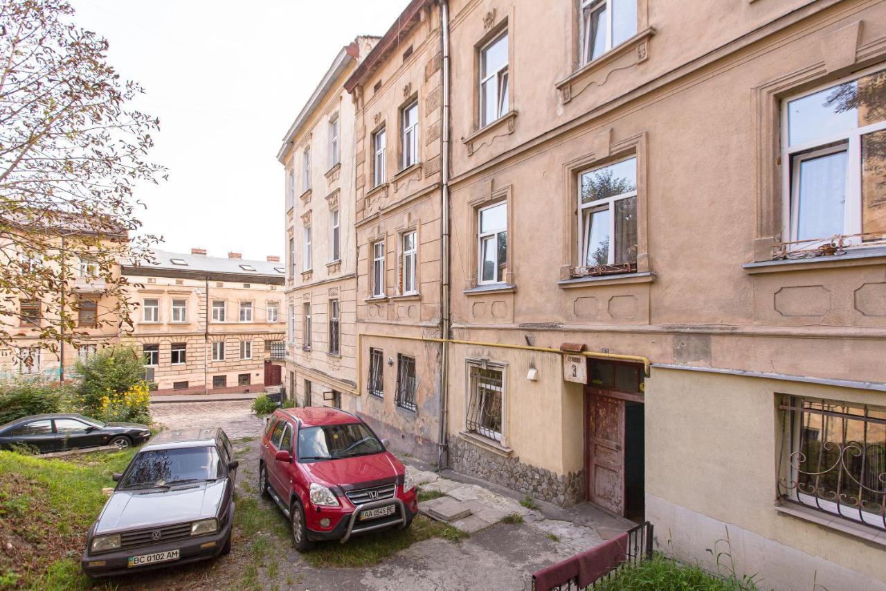 Квартира Подобово Вулиця Сходова 3 Бічна Ужгородської Біля Високого Замку Lviv Exterior foto